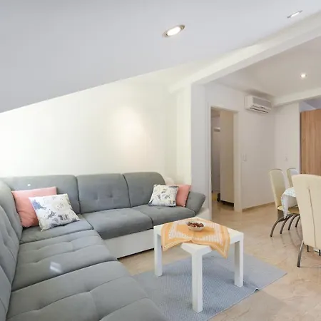 Apartamento Gojevic *